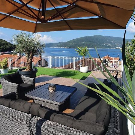Villa Stella Rose Луштица Экстерьер фото